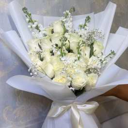 Pure Elegance – Bouquet Premium