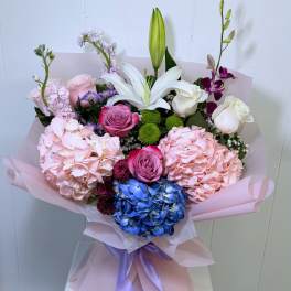  Sweet Elegance Bouquet