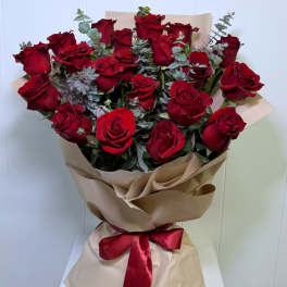 Red Velvet Romance Bouquet