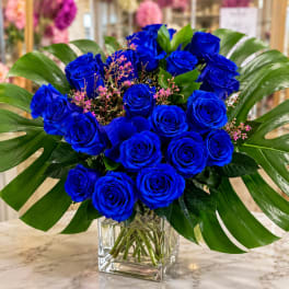 The Majestic Blue Rose Bouquet