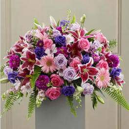 The Fare Thee Well™ Pedestal Arrangement