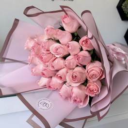 25 Long Stem Pink Roses Bouquet 