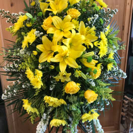 Yellow and White Standing Spray