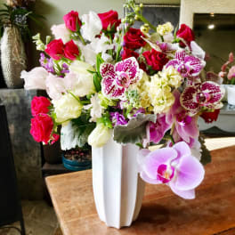 #51 Exquisite Elegance Bouquet