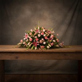 CC07 Casket Cover Of Pinks - Huntsville sympathy delivery