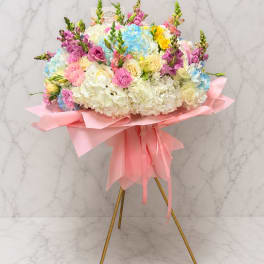Standing Signature Bouquet