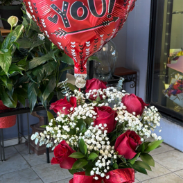 6 Red Roses with Mylar Balloon