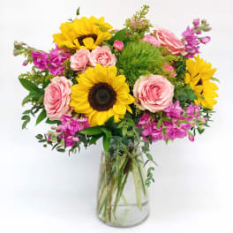 Vase arrangement bright