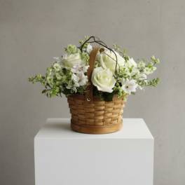 The Peaceful Garden Basket