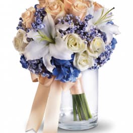 Nantucket Dreams Bouquet - T182-1A