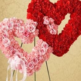 Dou Heart Standing Wreath