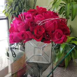 LUXURY ROSES