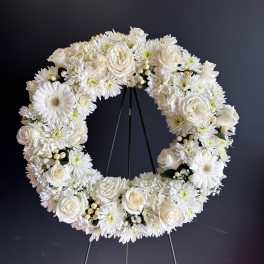 Pure Remembrance Wreath
