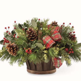 HOLIDAY HOMECOMINGS™ BASKET