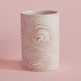 PINK MARBLE: FLORAL ARRANGEMENT