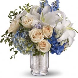 Teleflora's Seaside Centerpiece