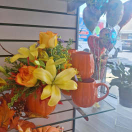 Orange Pumpkin Mug Bouquet