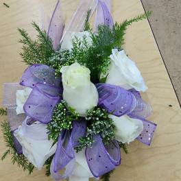 Lavender & White Corsage set
