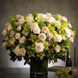Green and White Goddess
