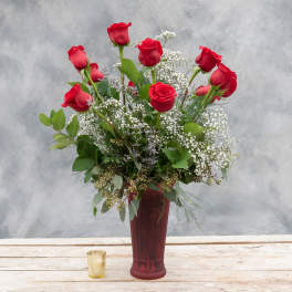 Deluxe Rose Arrangement