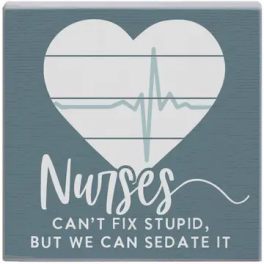 Decorative sign with a heart and the word Nurses