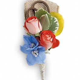 Barefoot Blooms Boutonniere