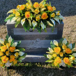 3 Piece Silk Yellow Grave Set