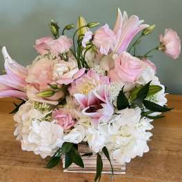 Blush Meadow Box
