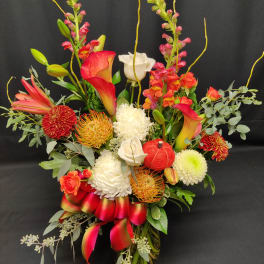 Elegant autumn orange premium bouquet