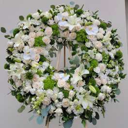 Simply Green Wreath