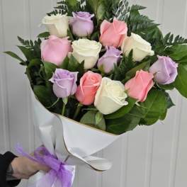 Wrap- Pastel Dozen Roses