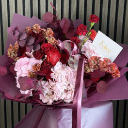Pink & Red Luxury Romance Bouquet