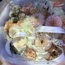 Champagne Blush Luxury Bouquet