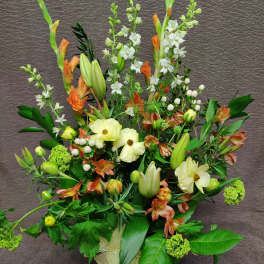 Butterfly ranunculus large bouquet