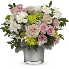 Teleflora's Silver Splendor Bouquet
