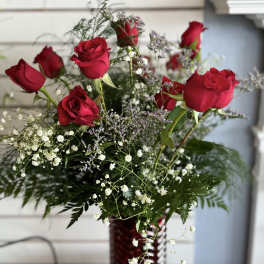 Dozen Red Rose Vase