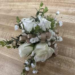The Spray Rose Corsage Set