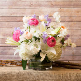 DELICATE ARRANGEMENT 