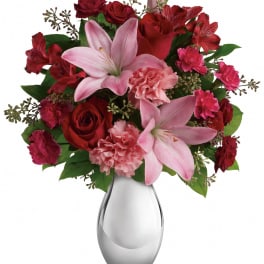 Teleflora's Moonlight Kiss Bouquet
