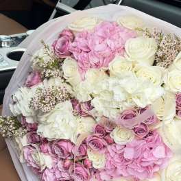 Blush Elegance Luxury Bouquet