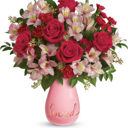 Teleflora's True Lovelies Bouquet PM