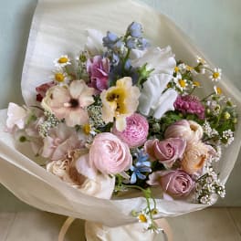 Nora Natural Bouquet