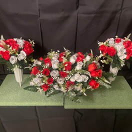 Gravestone saddle set
