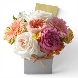 Haddon Township Cheerful Rose Bouquet
