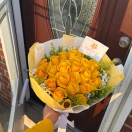 Ramo con 24 rosas amarillas