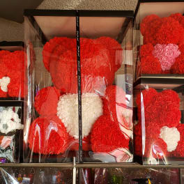 X-LARGE Rose Bear