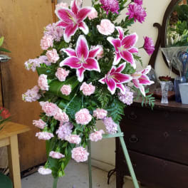 Peaceful Remembrance standing spray
