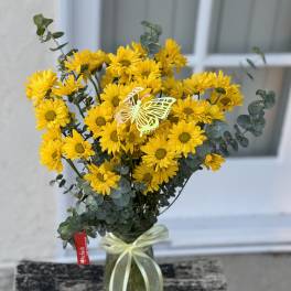 Yellow Daisies Happiness Bouquet