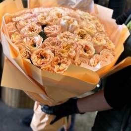 50 melon expression rose bouquet