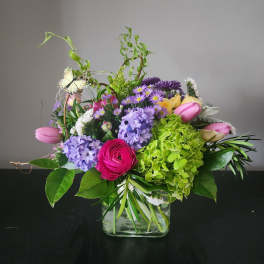 Blushing Garden Luxe by MG Florist